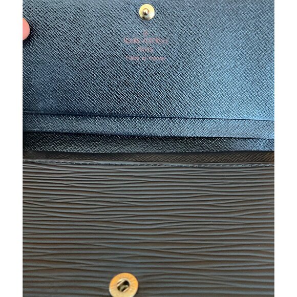 Louis Vuitton Black Epi Leather Wallet Fabulous & Fancy For The Elite - Picture 5 of 11